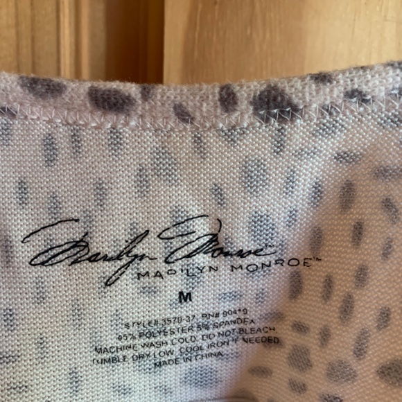 Robe and night gown - Picture 5 of 8